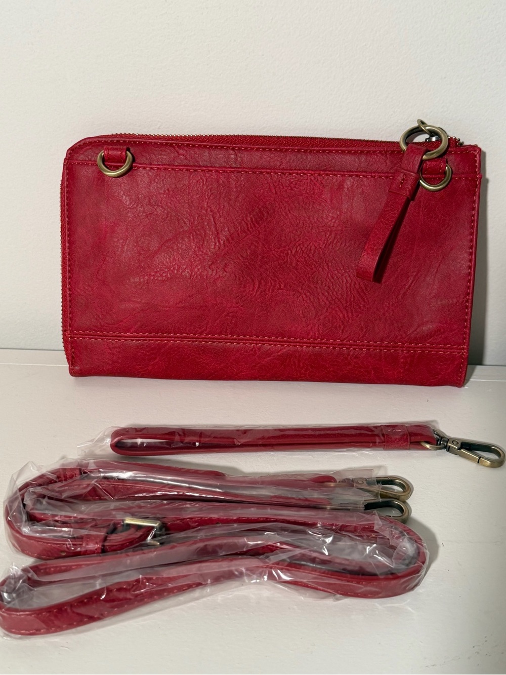 JOY Susan Brand Red Vegan Leather Convertible Crossbody Wallet/Wristlet. NWOT